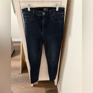 Abercrombie & Fitch Dark Indigo Ankle Jeans